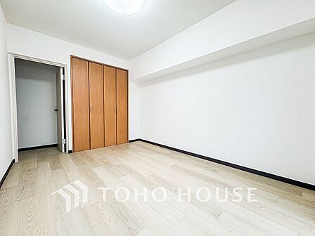 採光もアクセントの一つとして。プライベートルームにはやさしい光が射し込んでいます。