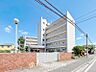外観：前面道路含む現地写真『快適』は「家」と「街」と「環境」が調和した時に訪れるだと改めて感じさせてくれます。