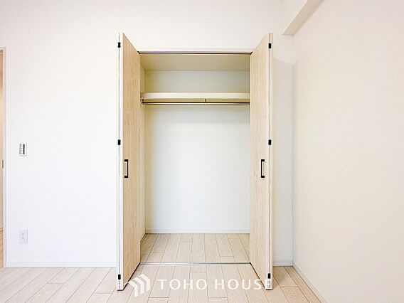全居室収納スペ...