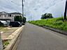 その他：前面道路からのアプローチは、車の出し入れや日々の移動をイメージしやすい環境