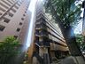 外観：落ち着いた住環境と洗練された外観が調和し、心安らぐ穏やかな暮らしを約束します。