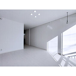 フレグランスマルナカ 1階ワンルームのリビング/ダイニング