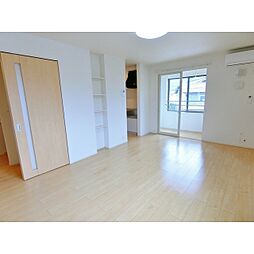 シャン・ド・フルールＭ　I 2階1LDKのリビング/ダイニング