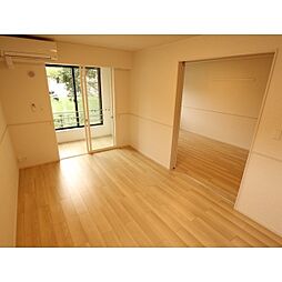 ラ・オハナ・エコル 1階1LDKのリビング/ダイニング