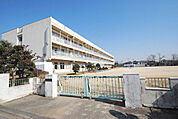 西小学校（1168m）
