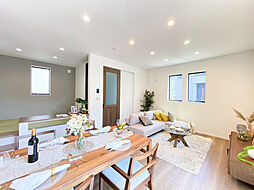 リビング/ダイニングの画像