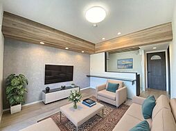 エクセル海老名秋葉台 3LDKのリビング/ダイニング