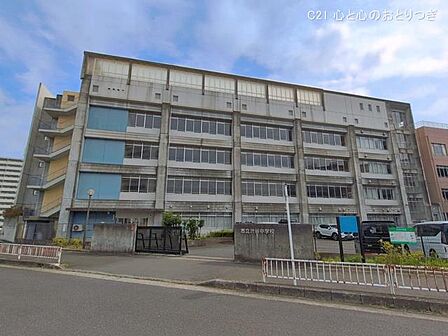 大和市立渋谷中学校　2038ｍ