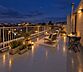 バルコニー：開放感あふれる広々ルーフバルコニー。夜景を眺めながら、ゆったりと贅沢な時間を楽しめる空間です。　本画像はCG加工しております。
