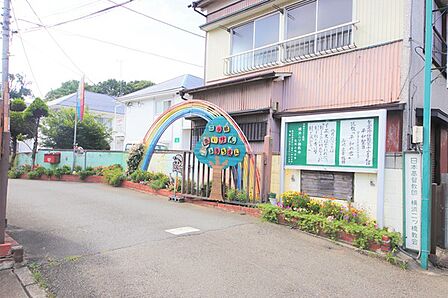 認定こども園二ツ橋あいりん幼稚園 706m
