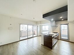 ローレルスクエア近鉄吉田3番館