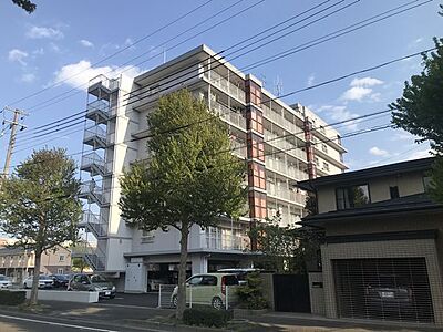 外観：建物外観