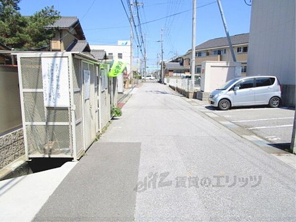 画像19:前面道路