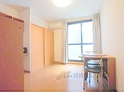 レオパレス石山 103 1階1Kのリビング/ダイニング