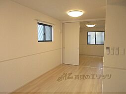 ヒカルサ大津唐崎I 1階1LDKのリビング/ダイニング