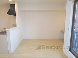 アクア　フォレスト 204 2階1LDKのリビング/ダイニング