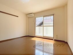 JR東海道・山陽本線 南彦根駅 バス7分 彦根ニュータウン下車 徒歩10分の賃貸アパート 1階1Kのリビング/ダイニング