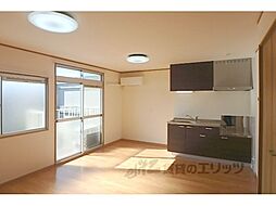 JR草津線 手原駅 徒歩24分の賃貸アパート 2階1LDKのリビング/ダイニング