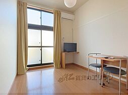 レオパレスＯＹＡＢＵ 1階1Kのリビング/ダイニング