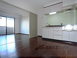 JR湖西線 大津京駅 徒歩1分の賃貸マンション 4階1DKのリビング/ダイニング