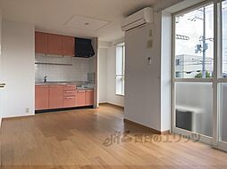 近江鉄道多賀線 高宮駅 徒歩35分の賃貸アパート 2階2LDKのリビング/ダイニング