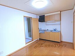 近江鉄道近江本線 八日市駅 徒歩28分の賃貸アパート 2階2LDKのリビング/ダイニング