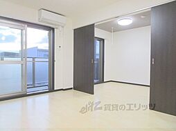 ＧＲＥＥＮ　ＡＷＡＹ 3階1LDKのリビング/ダイニング