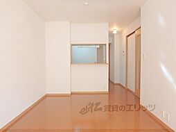 JR草津線 手原駅 3.7kmの賃貸アパート 2階2LDKのリビング/ダイニング