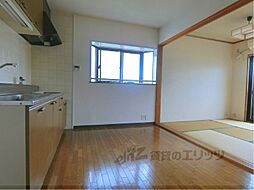 JR東海道・山陽本線 石山駅 バス10分 大浜下車 徒歩1分の賃貸マンション 2階3DKのリビング/ダイニング