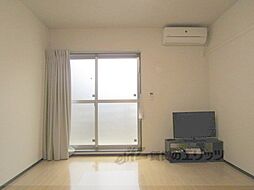 クレイノ縁 102 1階1Kのリビング/ダイニング