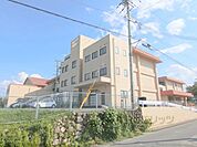 御園小学校まで230メートル