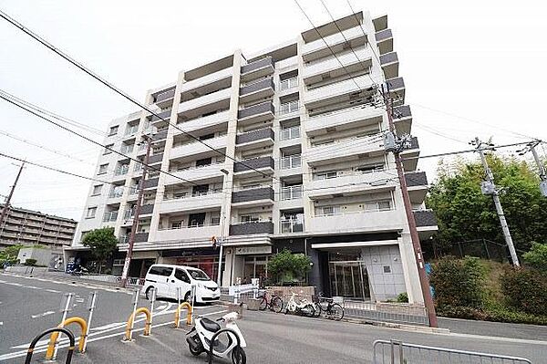 大阪府豊中市西泉丘３丁目(賃貸マンション1LDK・4階・48.39㎡)の写真 その1