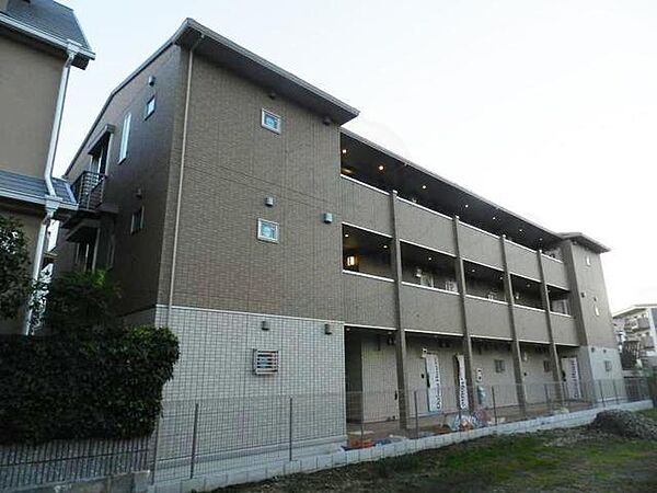 大阪府池田市住吉１丁目(賃貸アパート1LDK・3階・42.00㎡)の写真 その1