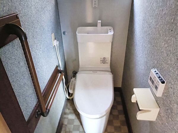 トイレを拡大表示