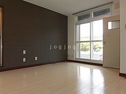 ＴｒｅｅＶｉｌｌａｇｅ芸術の森（旧常盤マンション） 102 1階2LDKのリビング/ダイニング