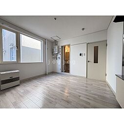 レジデンスかわなみ 7 2階1DKのリビング/ダイニング