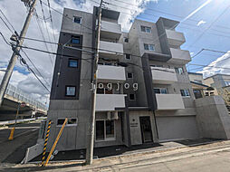 バス 中央バス西岡1条8丁目下車 徒歩1分