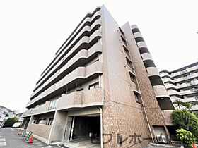 大阪府和泉市伯太町1丁目（賃貸アパート3LDK・6階・58.00㎡） その1