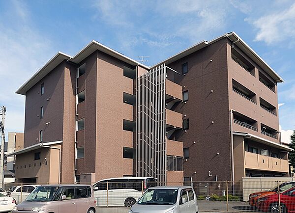 Grand E’terna 京大正門前 ｜京都府京都市左京区吉田泉殿町(賃貸マンション2LDK・5階・64.20㎡)の写真 その1