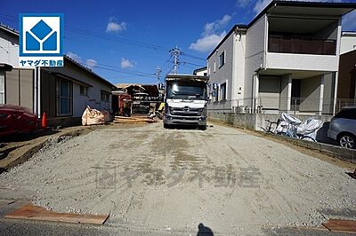 外観：JR雁の巣駅徒歩4分、都心へのアクセス良好。快適でゆとりのある生活空間で新生活を始めましょう^^