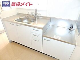 三重県四日市市尾平町（賃貸アパート1LDK・2階・33.39㎡） その4