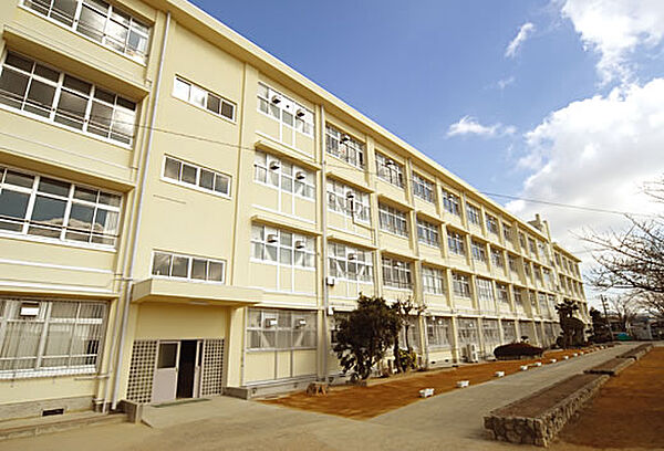 画像17:神戸市立鈴蘭台中学校