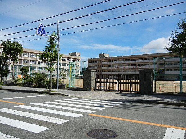 画像17:神戸市立有野中学校