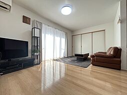 船橋市前原東5丁目 4LDKのリビング/ダイニング