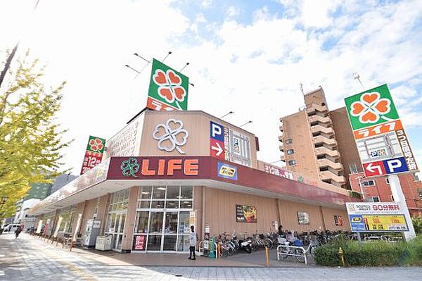 画像25:【スーパー】ライフ 塩草店まで427ｍ