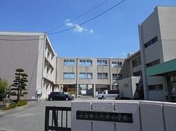 小学校まで徒歩約7分!