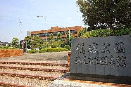鶴城公園 470m