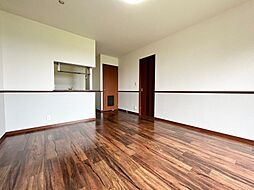 アステール C 2階1LDKのリビング/ダイニング