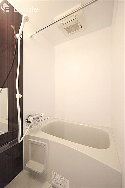 画像6:浴室乾燥機バスルーム
