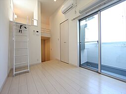 名古屋市営桜通線 鶴里駅 徒歩13分の賃貸アパート 2階1SKのリビング/ダイニング